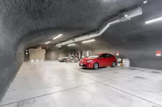 Photo #5: 425069103 Listing 