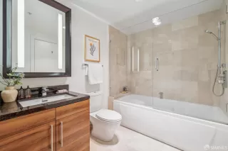 Photo #3: 425069266 Listing