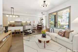 More Details about MLS # 425069590 : 35 DOLORES STREET #201