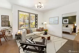 Photo #2: 425069590 Listing 