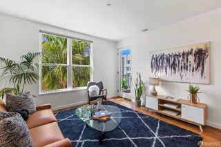 Photo #1: 425069756 Listing 