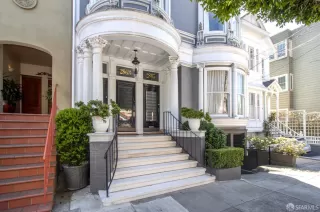 Photo #1: 425069884 Listing 