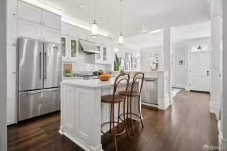 Photo #1: 425070019 Listing 