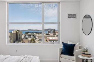 Photo #3: 425070065 Listing