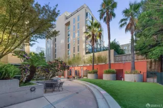 Photo #6: 425070065 Listing