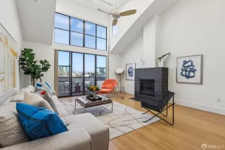 Photo #2: 425070193 Listing 