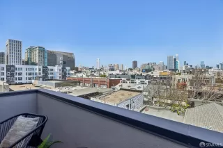 Photo #4: 425070193 Listing 