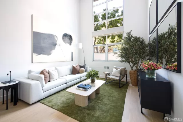 MLS: 425070259 Condo For Sale