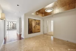 Photo #5: 425070306 Listing