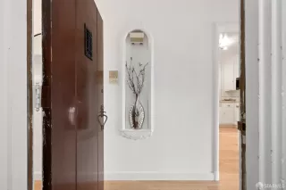 Photo #3: 425070341 Listing 