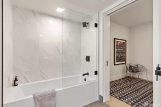 Photo #6: 425070615 Listing