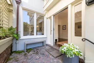 Photo #2: 425070708 Listing 