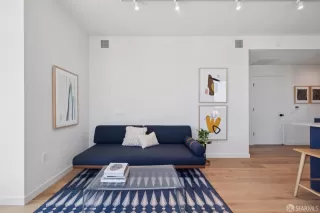 Photo #5: 425070794 Listing 