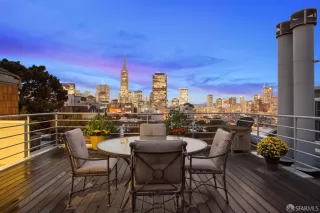 Photo #4: 425070930 Listing