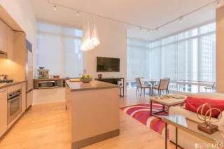 Photo #2: 425071054 Listing