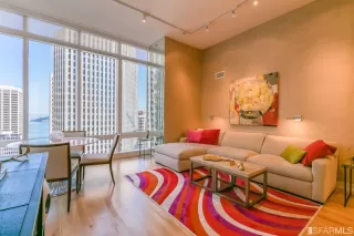 Photo #4: 425071054 Listing