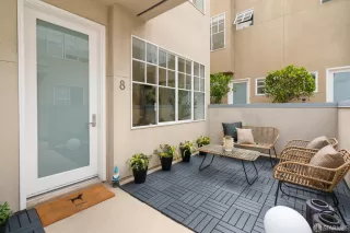 Photo #5: 425071312 Listing