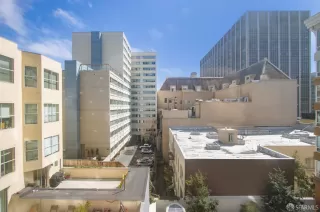 Photo #6: 425071449 Listing