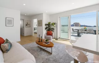 Photo #3: 425071523 Listing