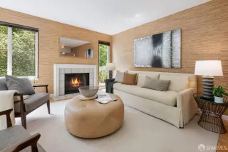 Photo #6: 425071766 Listing 