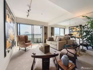 Photo #3: 425071923 Listing