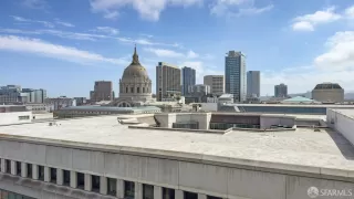 Photo #6: 425071923 Listing