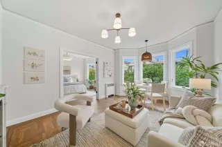 Photo #2: 425072164 Listing 