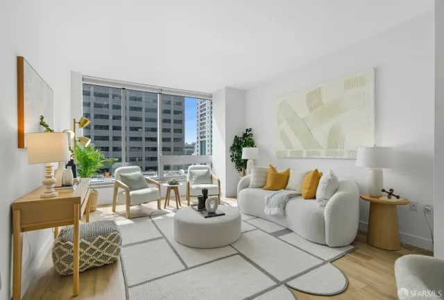 MLS: 425072472 Condo For Sale