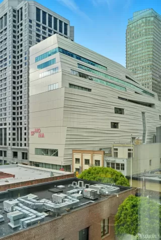 Photo #5: 425072472 Listing 