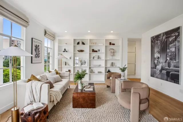 MLS: 425072496 Condo For Sale