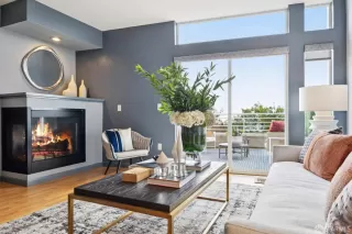 Photo #5: 425072709 Listing