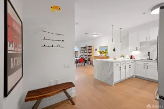 Photo #4: 425072932 Listing