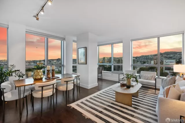 MLS: 425073571 Condo For Sale