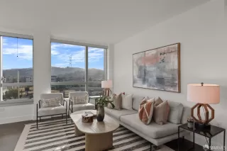 Photo #6: 425073571 Listing 