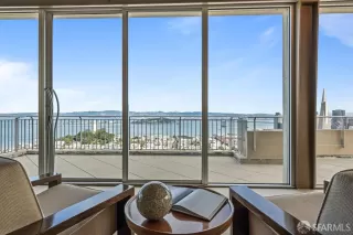 Photo #3: 425073701 Listing 