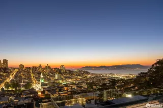 Photo #5: 425073879 Listing