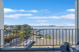 Photo #3: 425073938 Listing 