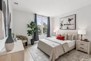 Photo #6: 425073959 Listing