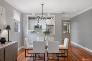 Photo #5: 425074256 Listing