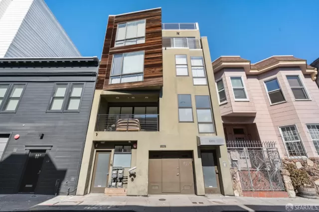 MLS: 425074761 Condo For Sale