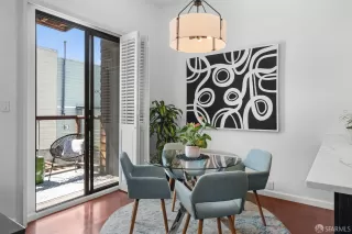 Photo #3: 425074871 Listing 