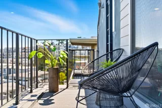 Photo #6: 425074929 Listing 