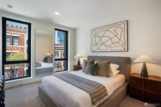 Photo #4: 425074993 Listing 