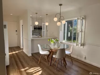 Photo #3: 425075452 Listing