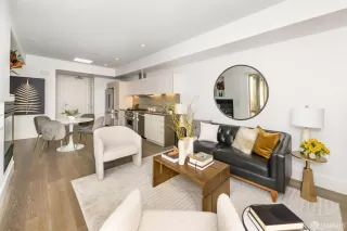 Photo #3: 425075457 Listing 