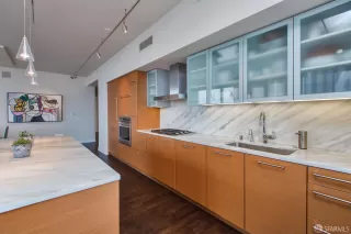 Photo #3: 425075518 Listing