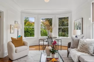 Photo #5: 425075623 Listing 