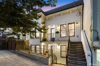 Photo #2: 425075690 Listing