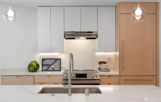 Photo #5: 425075772 Listing