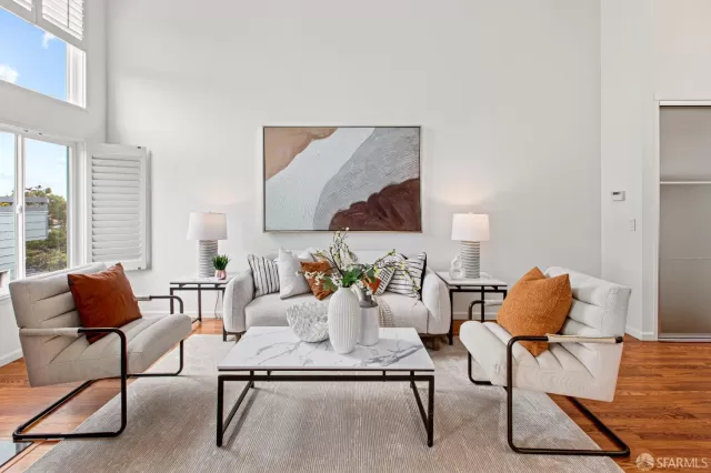 MLS: 425076339 Condo For Sale